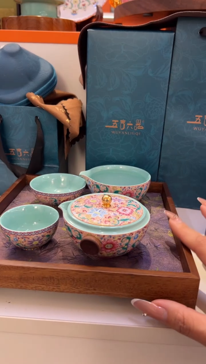 瓷片小乔闪购链接