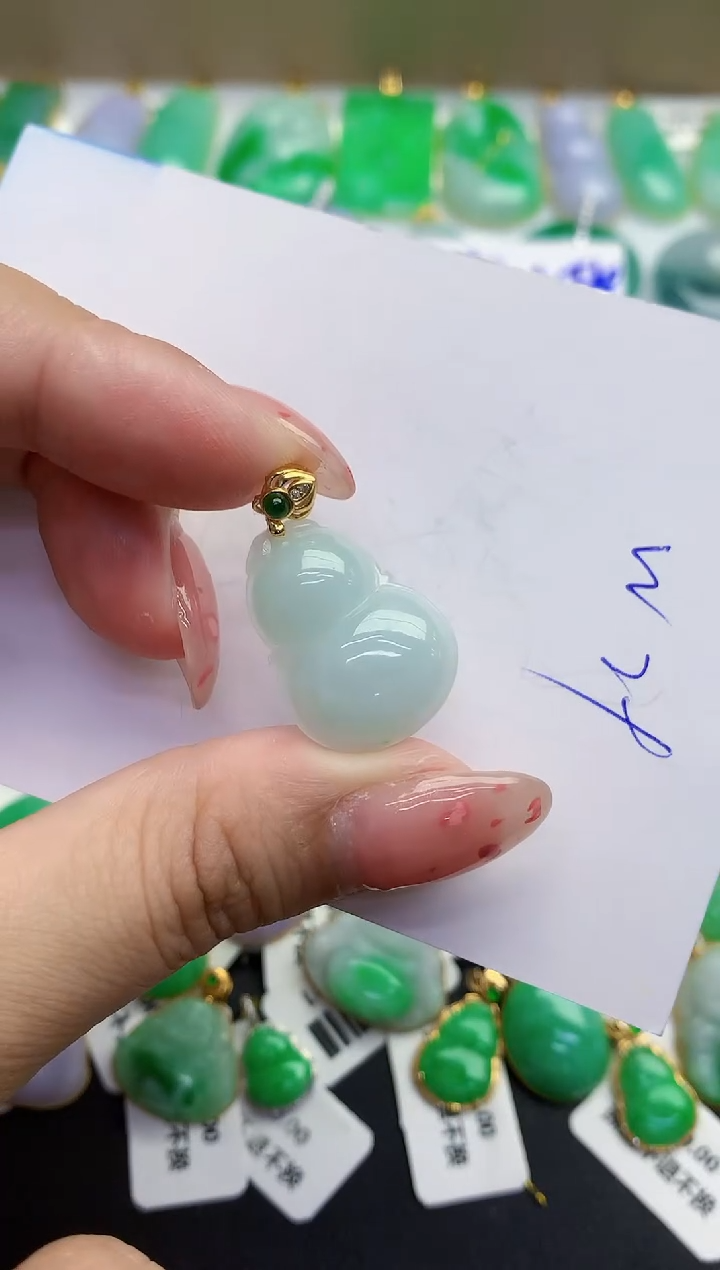 翡翠未镶嵌颈饰000000000