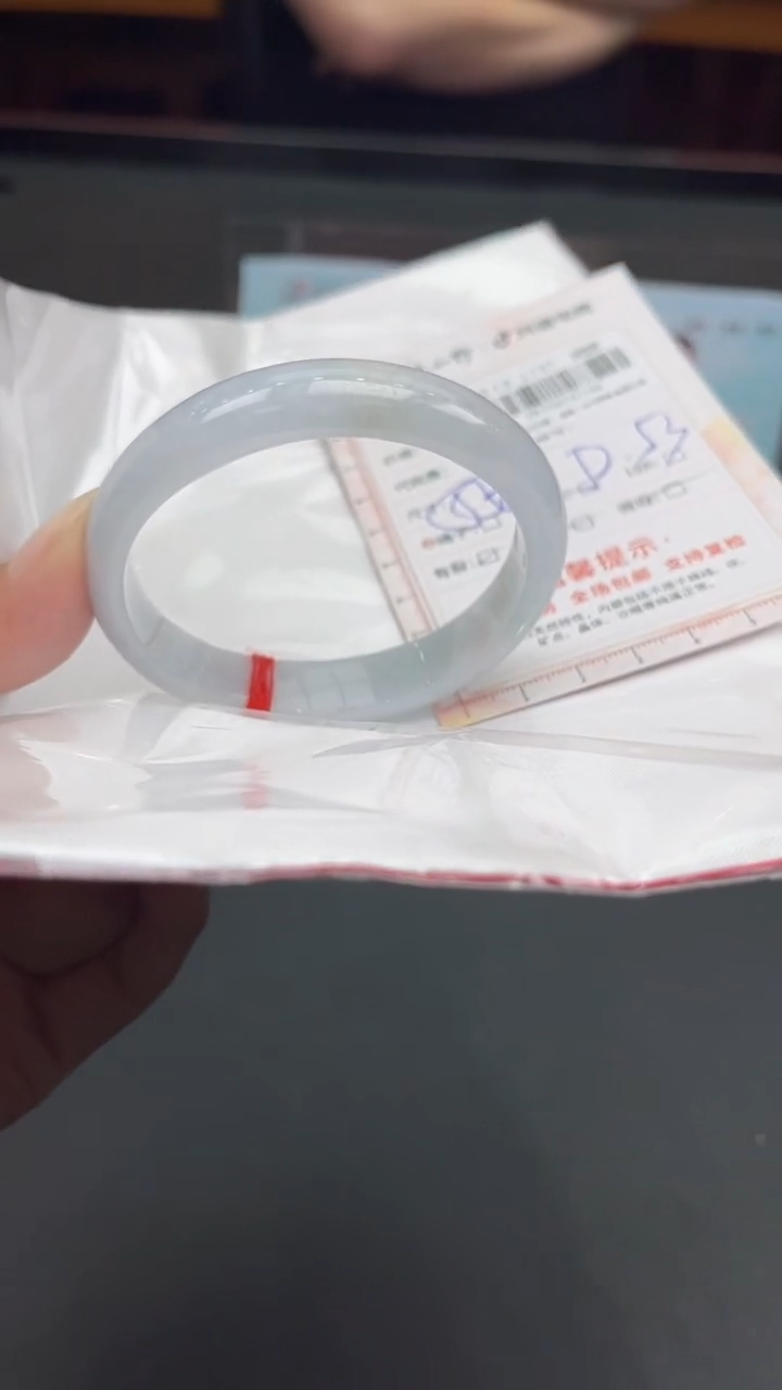 【闪购商品】定制翡翠未镶嵌天然缅甸翡翠手镯194