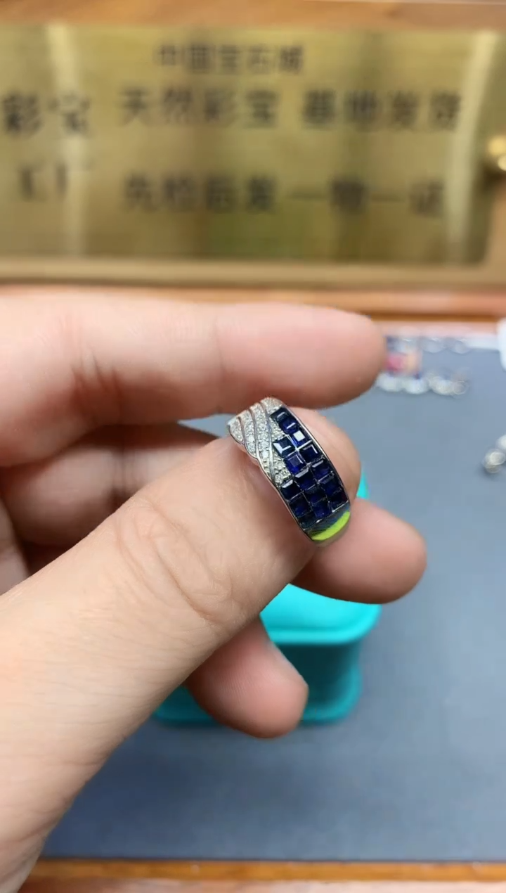 【闪购商品】蓝宝石戒指银S925镶嵌........