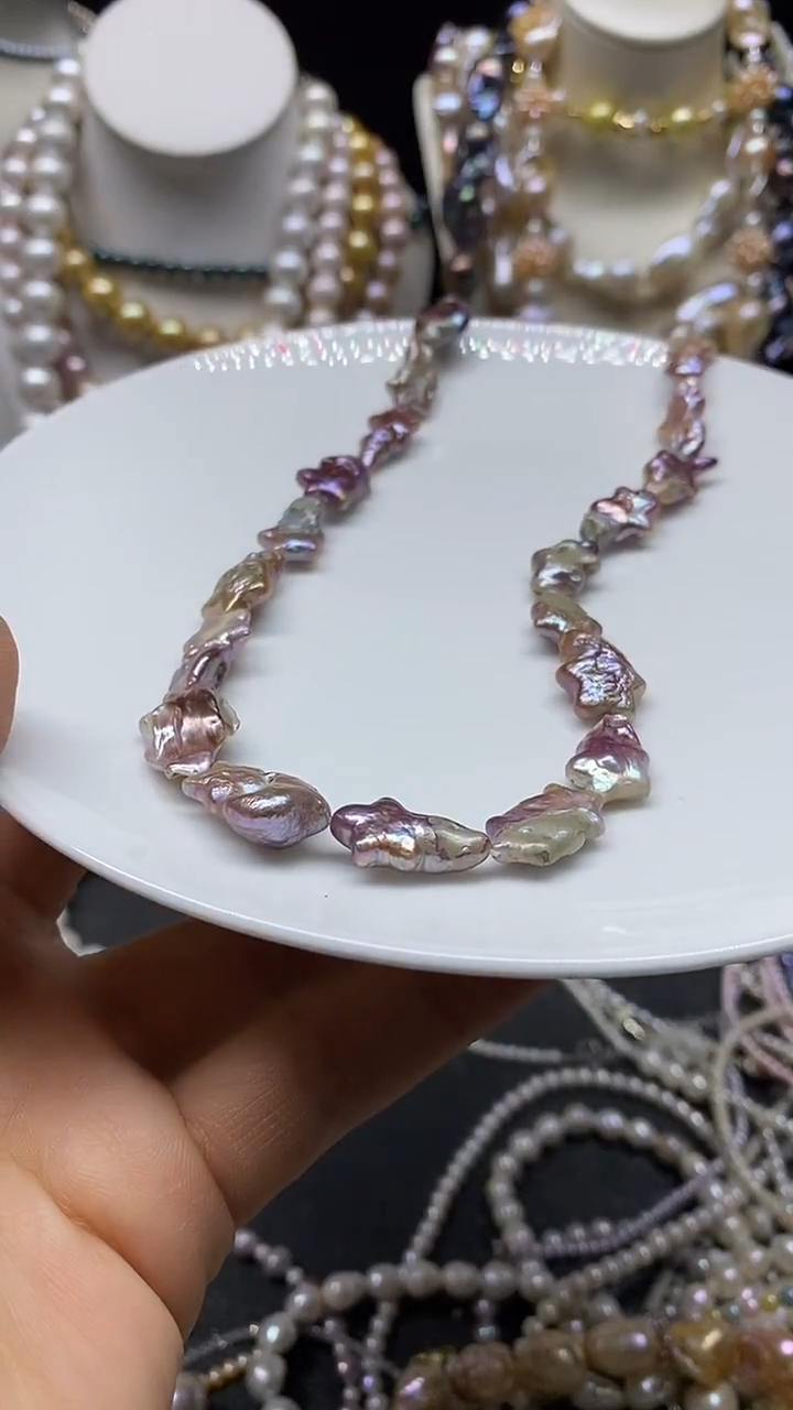 颈饰未镶嵌淡水珍珠多人