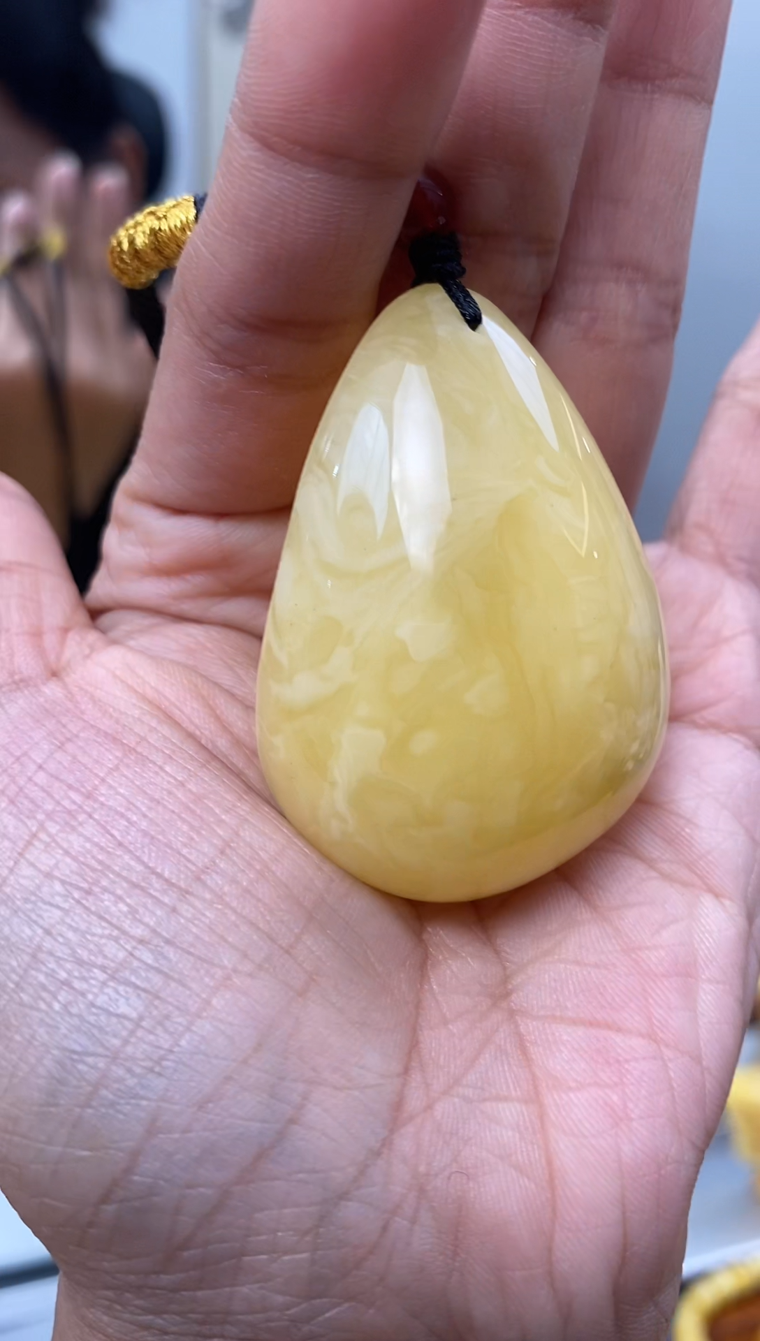 【闪购商品】琥珀裸石未镶嵌天然琥珀蜜蜡水滴