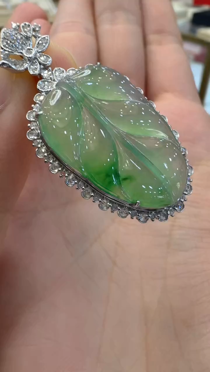 【闪购商品】翡翠吊坠(不含链)18K金镶嵌多样性团购发一件