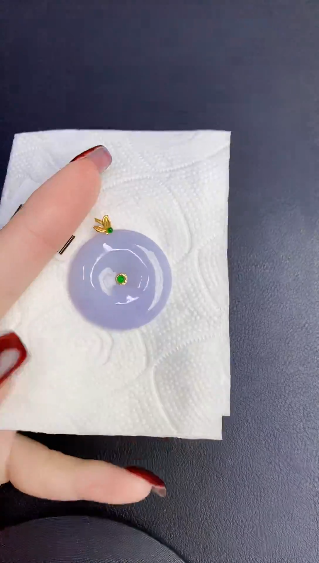 颈饰18K金镶嵌翡翠缅甸天然翡翠A货