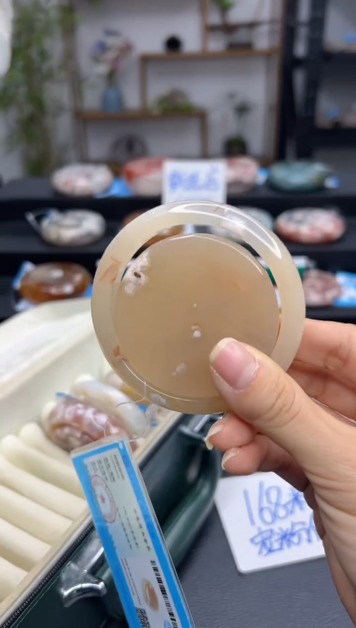 【闪购商品】石英质玉手镯未镶嵌A81(60圈赠送镯心)