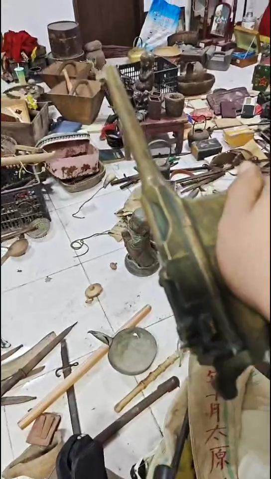 封**?木头88888888