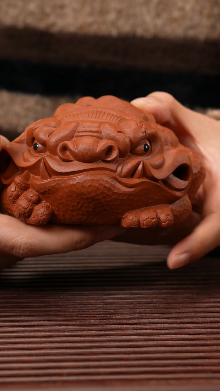 【闪购商品】紫砂茶宠朱泥恶蟾