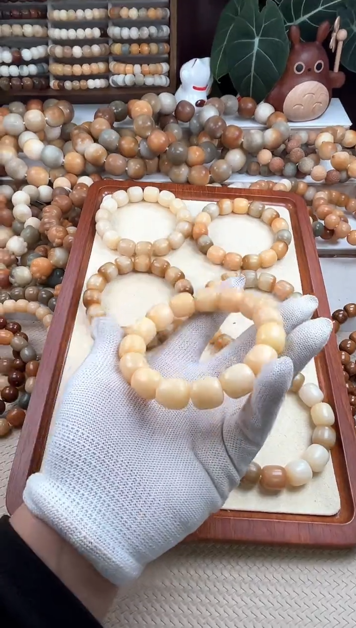 【闪购商品】菩提根/象牙果吊坠w334卡15/16