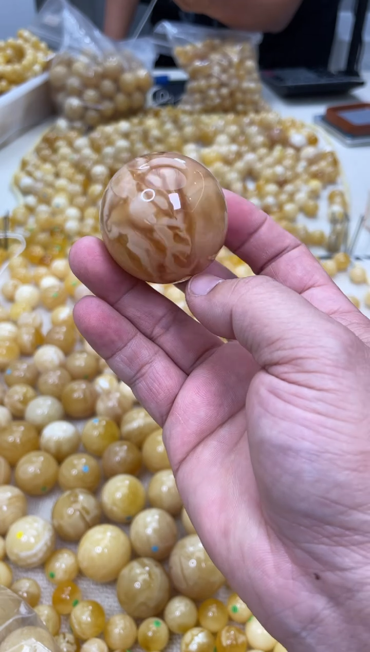【闪购商品】琥珀颈饰未镶嵌原矿俄料蜜蜡圆珠41mm