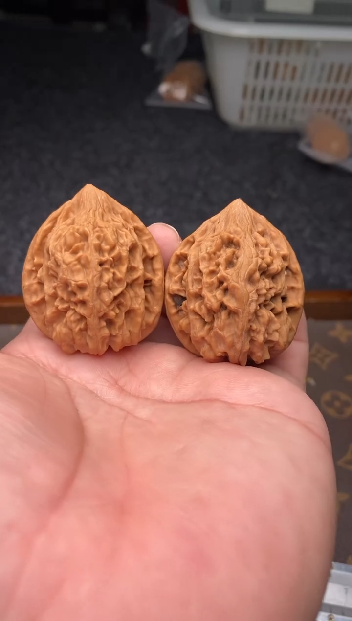 把件文玩核桃b275号38尺鸡心