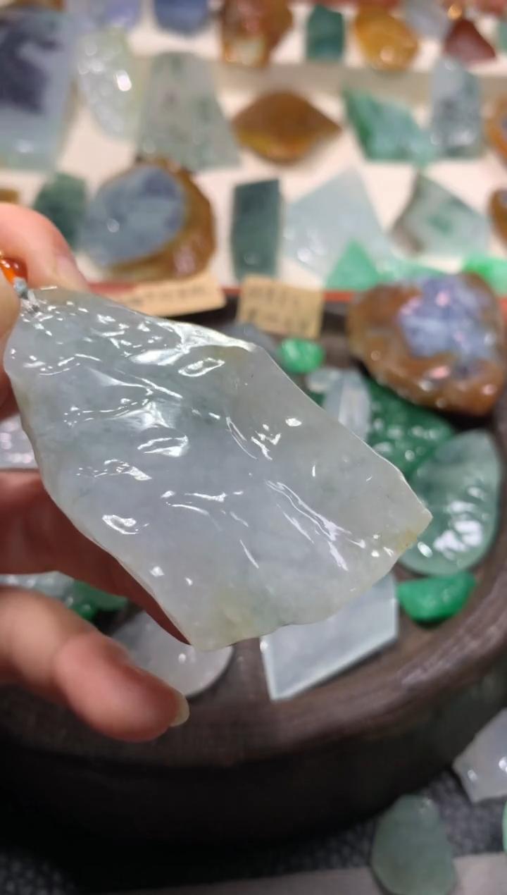 吊坠(不含链)未镶嵌翡翠吊坠