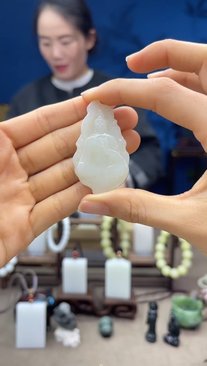 【闪购商品】和田玉颈饰未镶嵌1