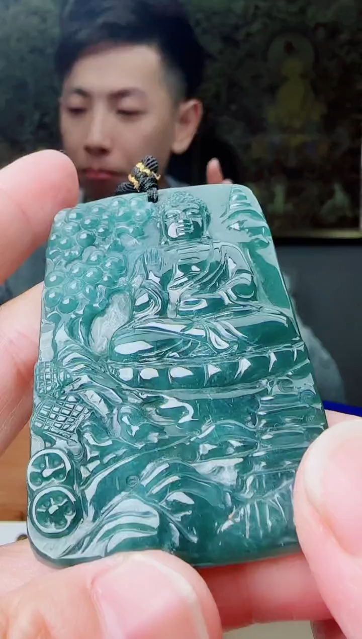 【闪购商品】翡翠颈饰未镶嵌111111111111