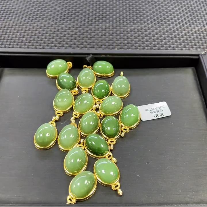 【老郑家】925银镶和田玉蛋面挂件多样性发1件 不带链 1160