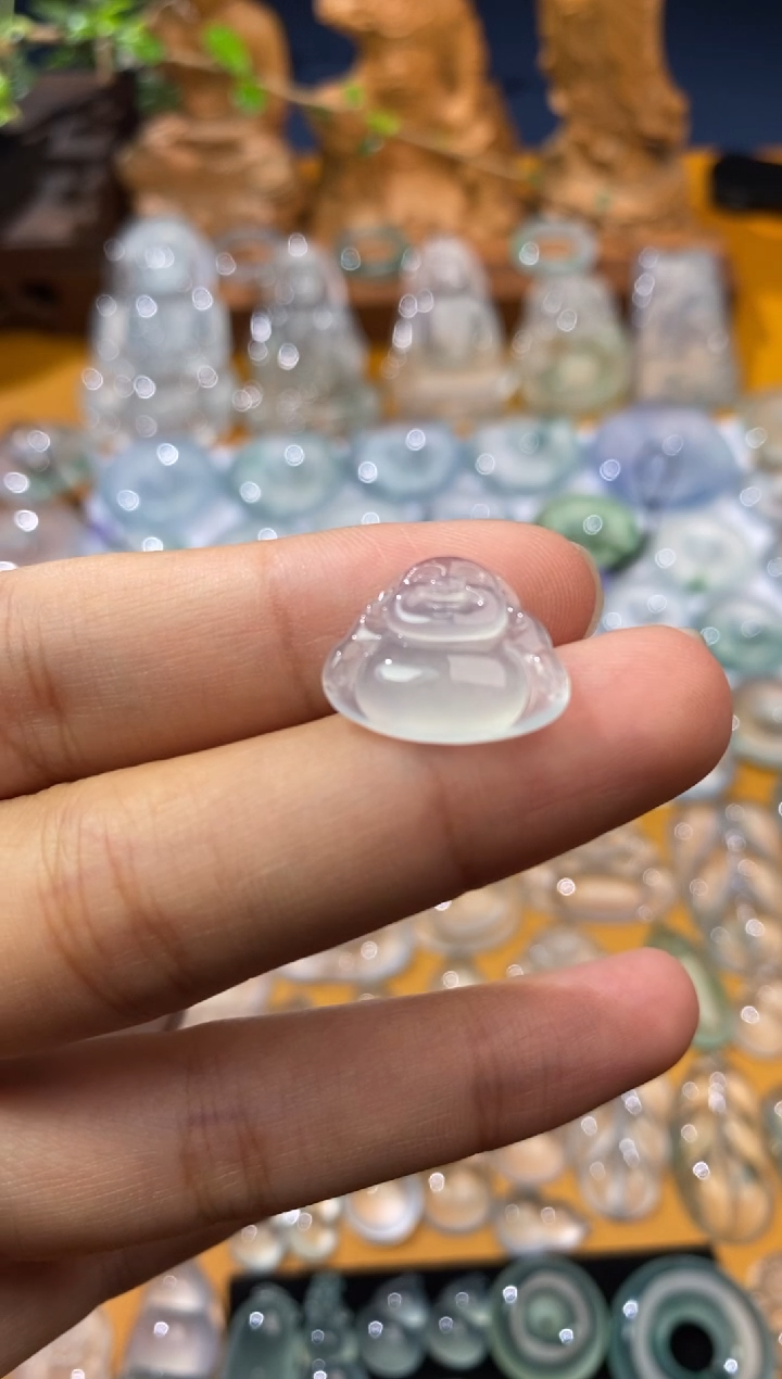 定制翡翠未镶嵌佛公