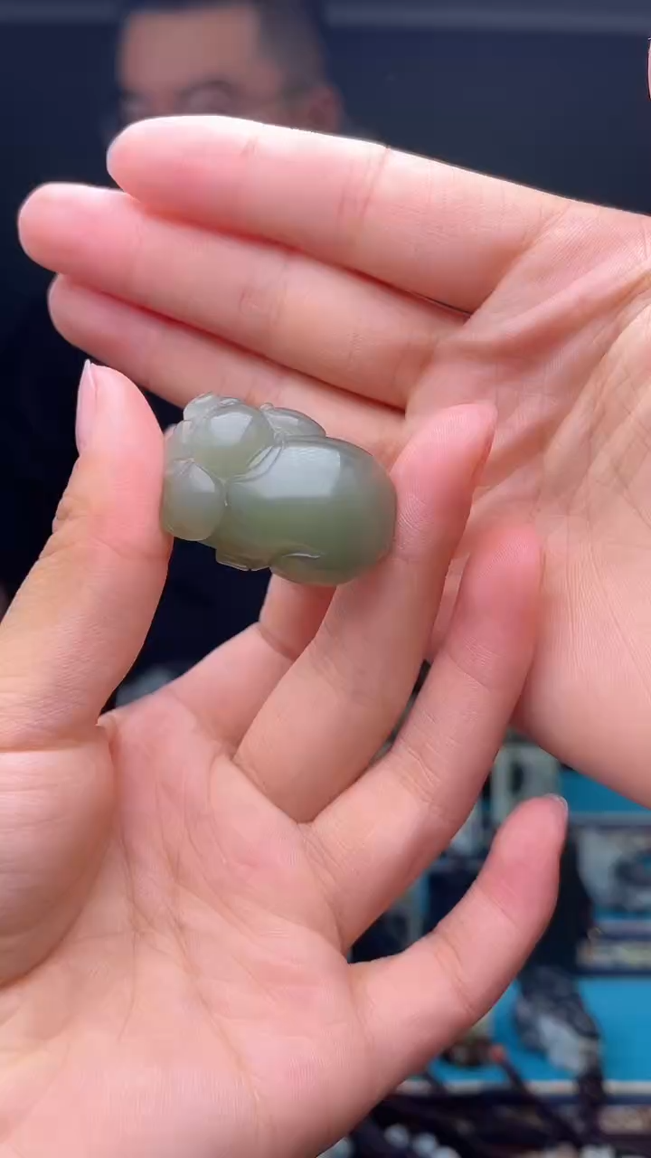 未镶嵌和田玉挂件1