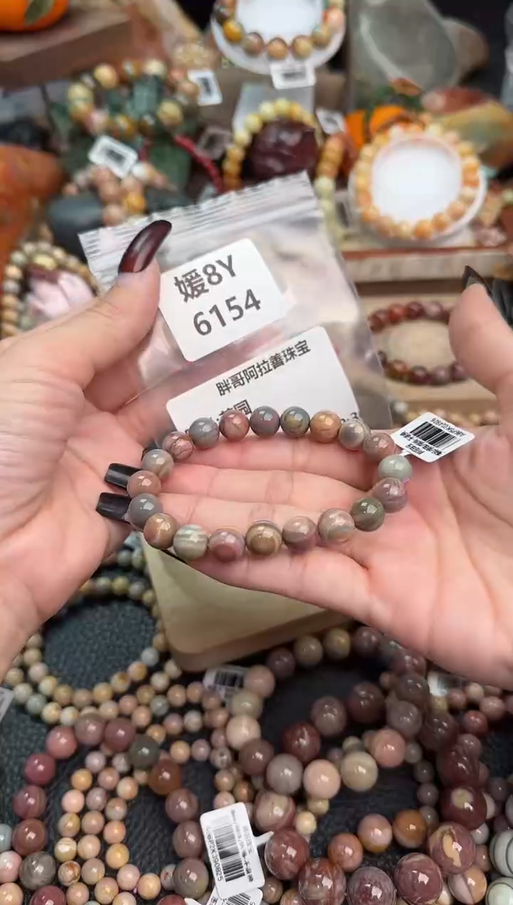 【闪购商品】石英质玉手链未镶嵌1T6154