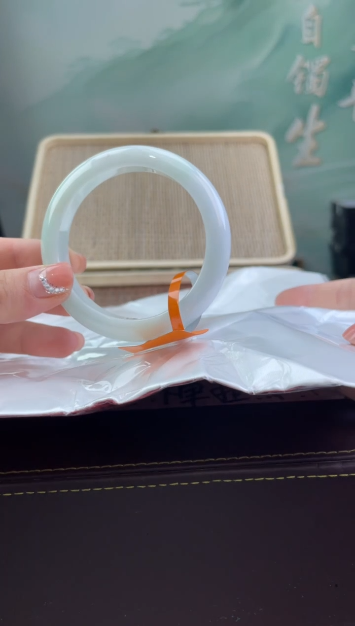 翡翠手镯未镶嵌22翡翠手镯