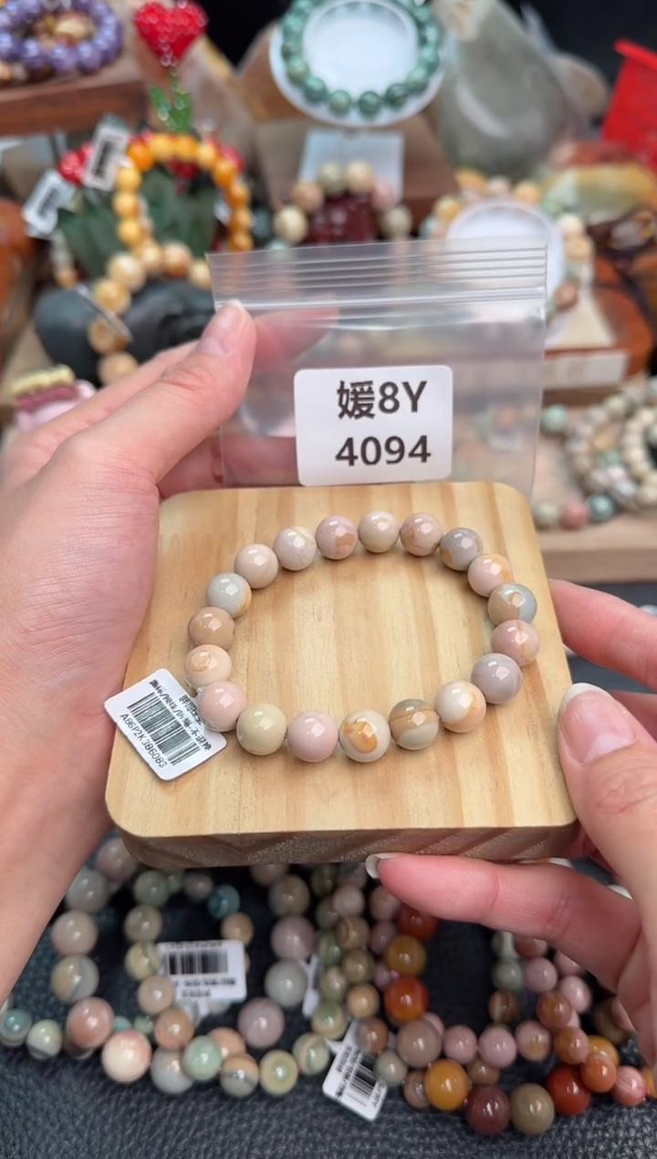 【闪购商品】石英质玉手链未镶嵌8Y4094