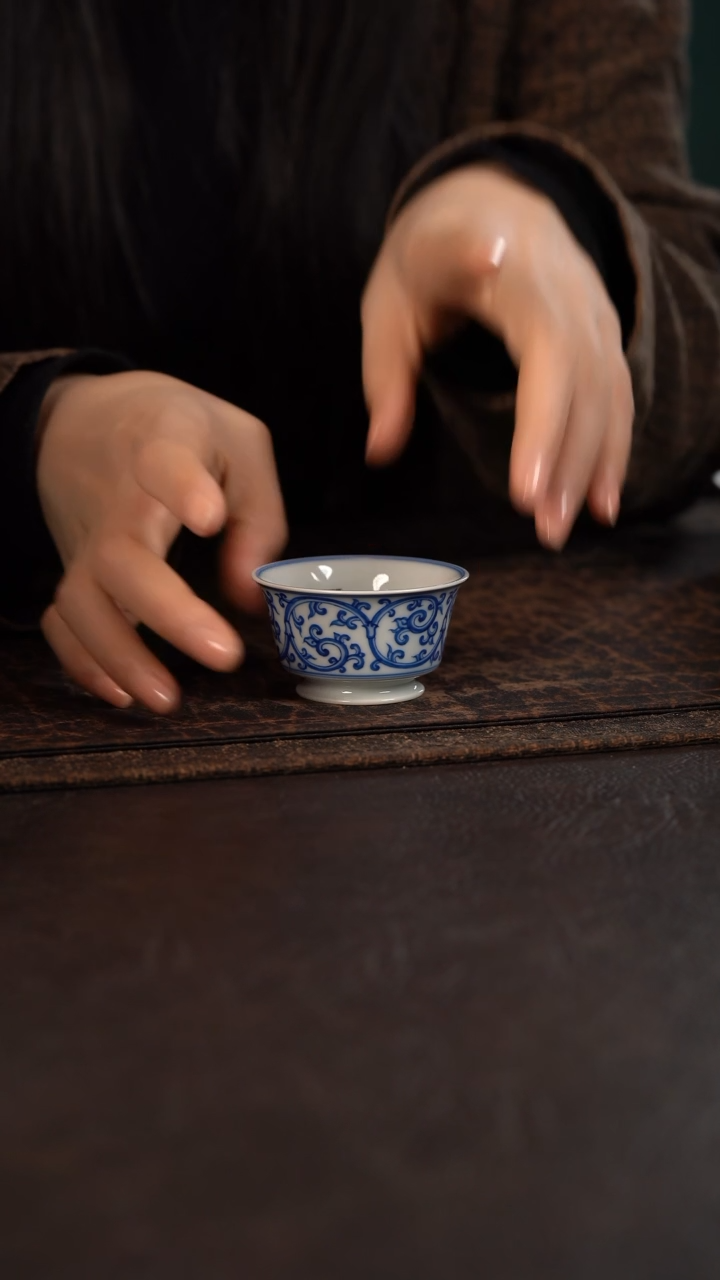 【闪购商品】杯聚澜堂仿明缠枝莲马蹄杯