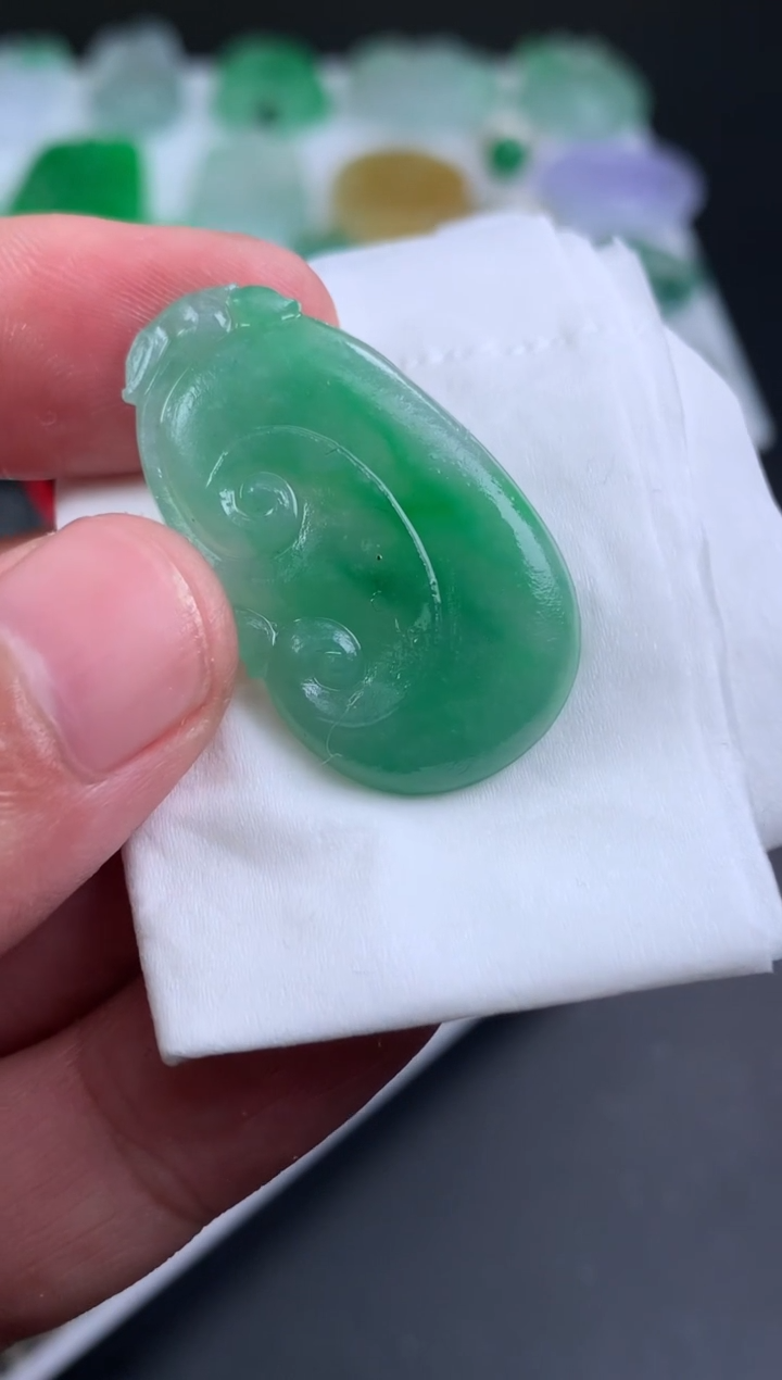 【闪购商品】定制翡翠未镶嵌翡翠