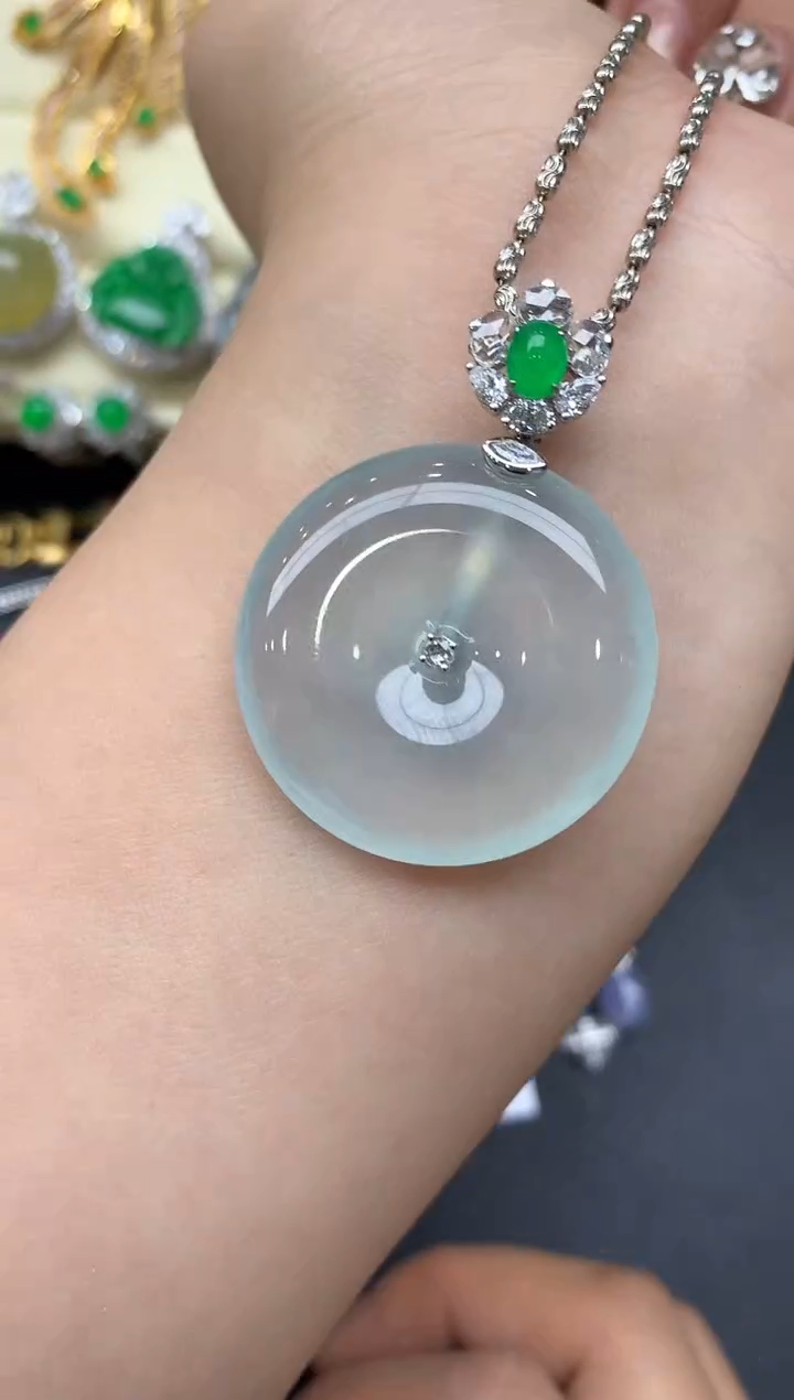 吊坠(不含链)18K金镶嵌翡翠390-中国好珍宝