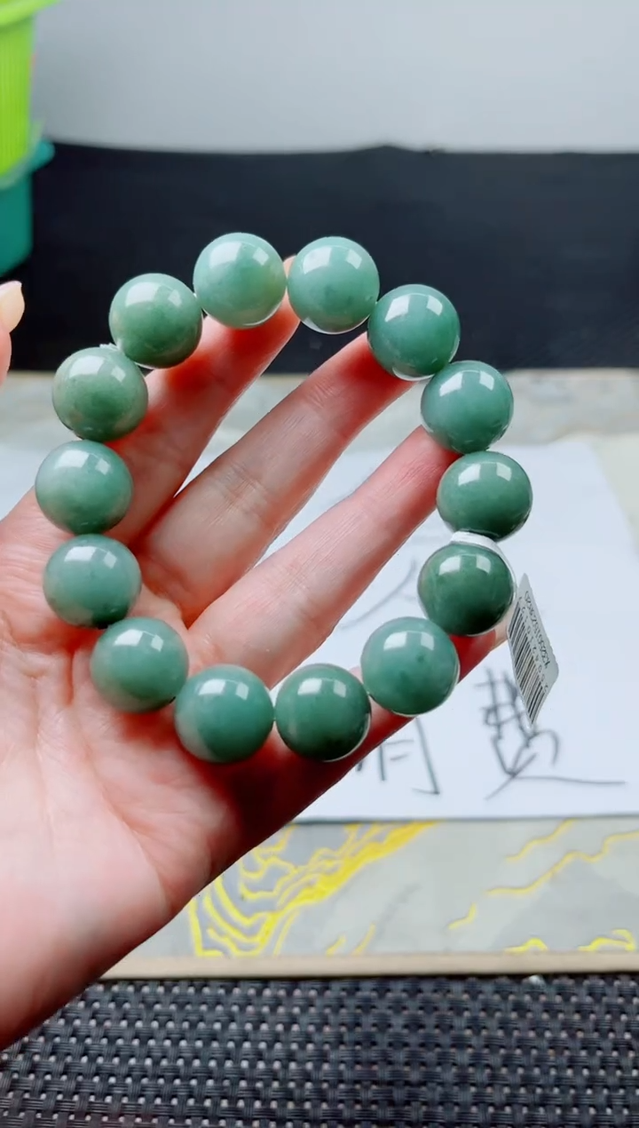 未镶嵌定制翡翠翡翠