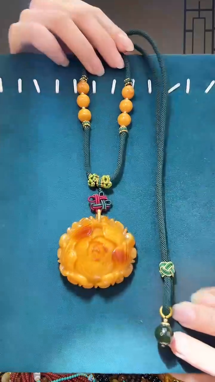 【闪购商品】琥珀裸石未镶嵌A0405天然蜜蜡
