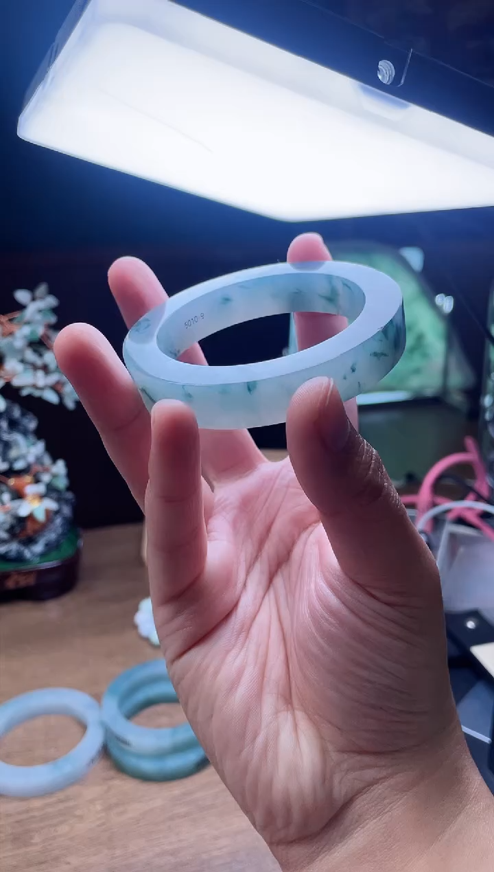 【闪购商品】定制翡翠手镯未镶嵌定制