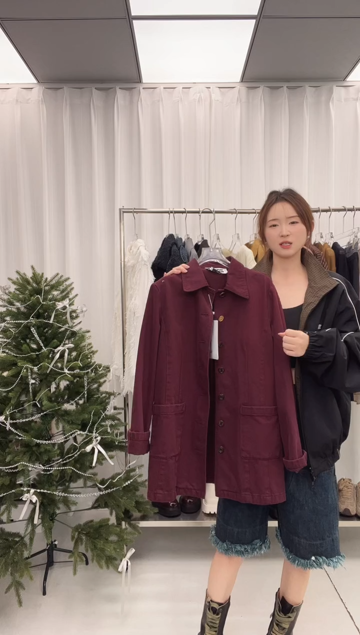 编号003  EENK  外套  福福待开价