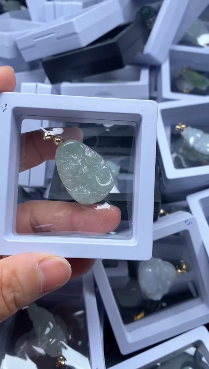 【闪购商品】翡翠吊坠(不含链)未镶嵌39727