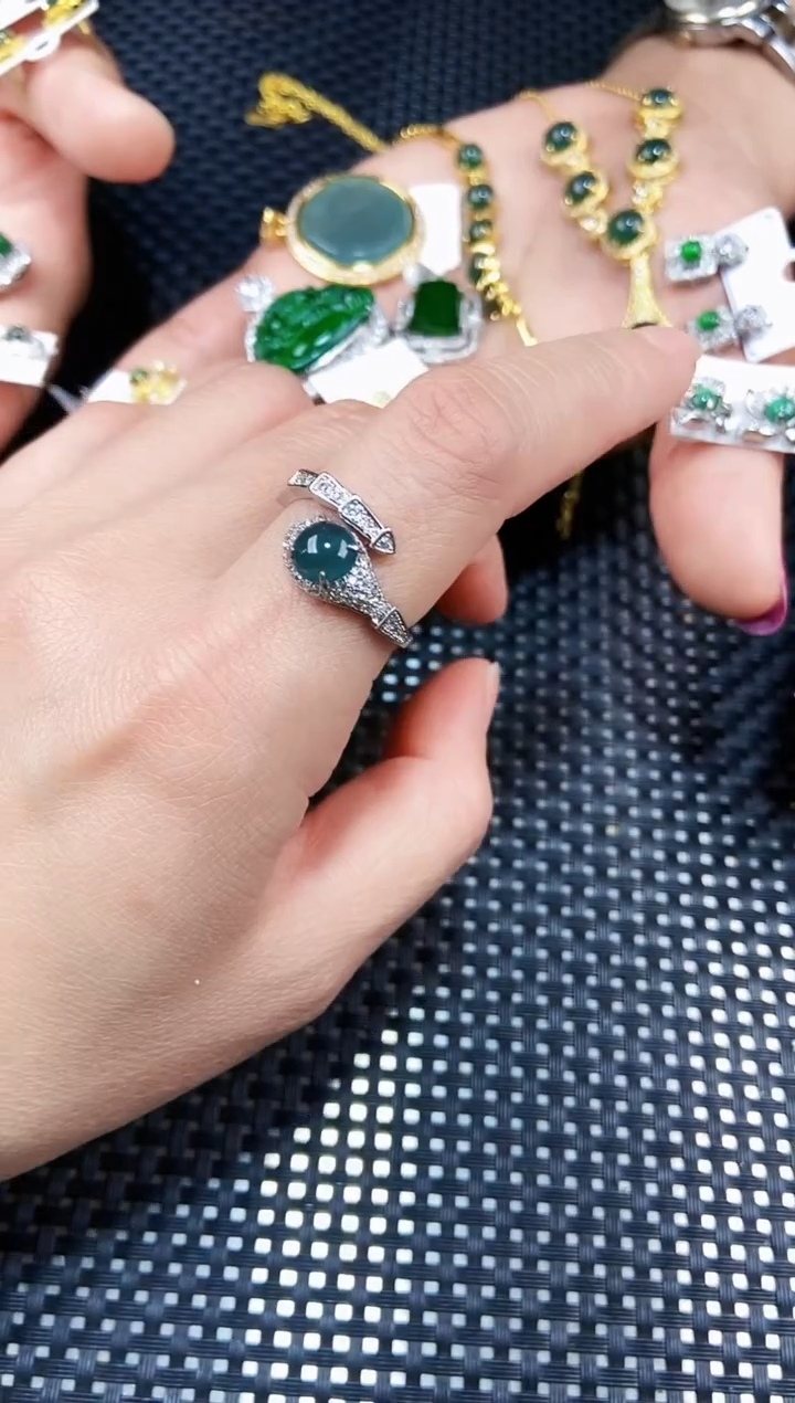 【闪购商品】翡翠戒指未镶嵌111111111