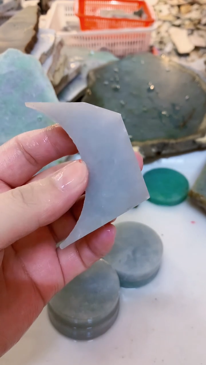 【闪购商品】翡翠颈饰未镶嵌0东翡翠珠宝360