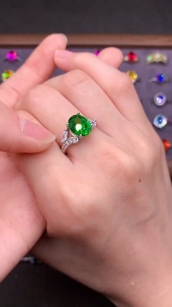 【闪购商品】石榴石（沙弗莱）戒指银S925镶嵌......