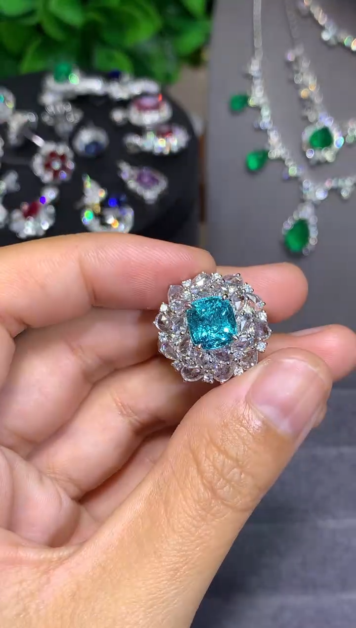 18K金镶嵌戒指碧玺3.21CT