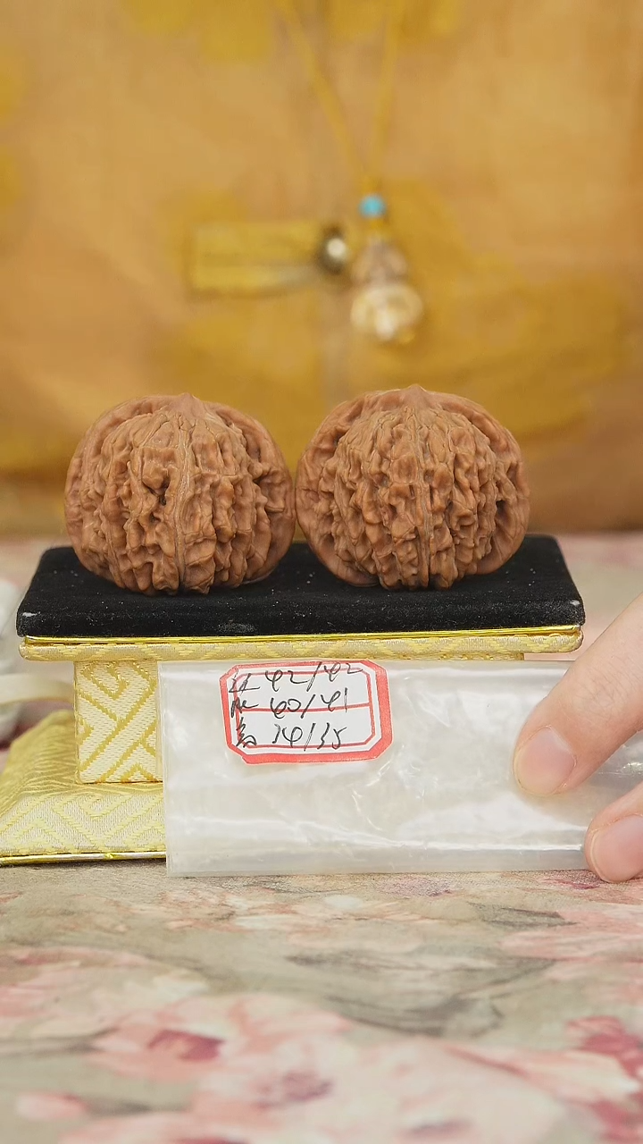 文玩核桃把件一代楼