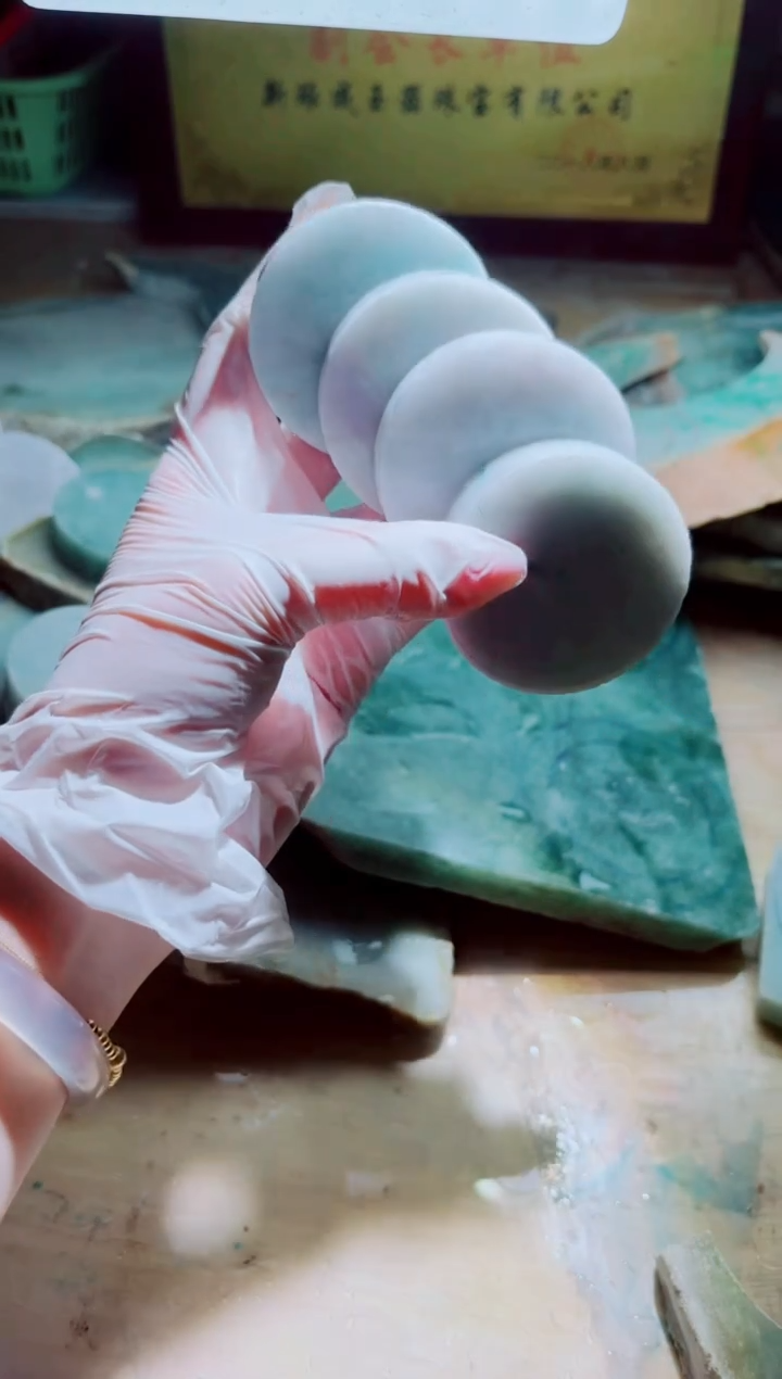 翡翠挂件未镶嵌A货曹璀739