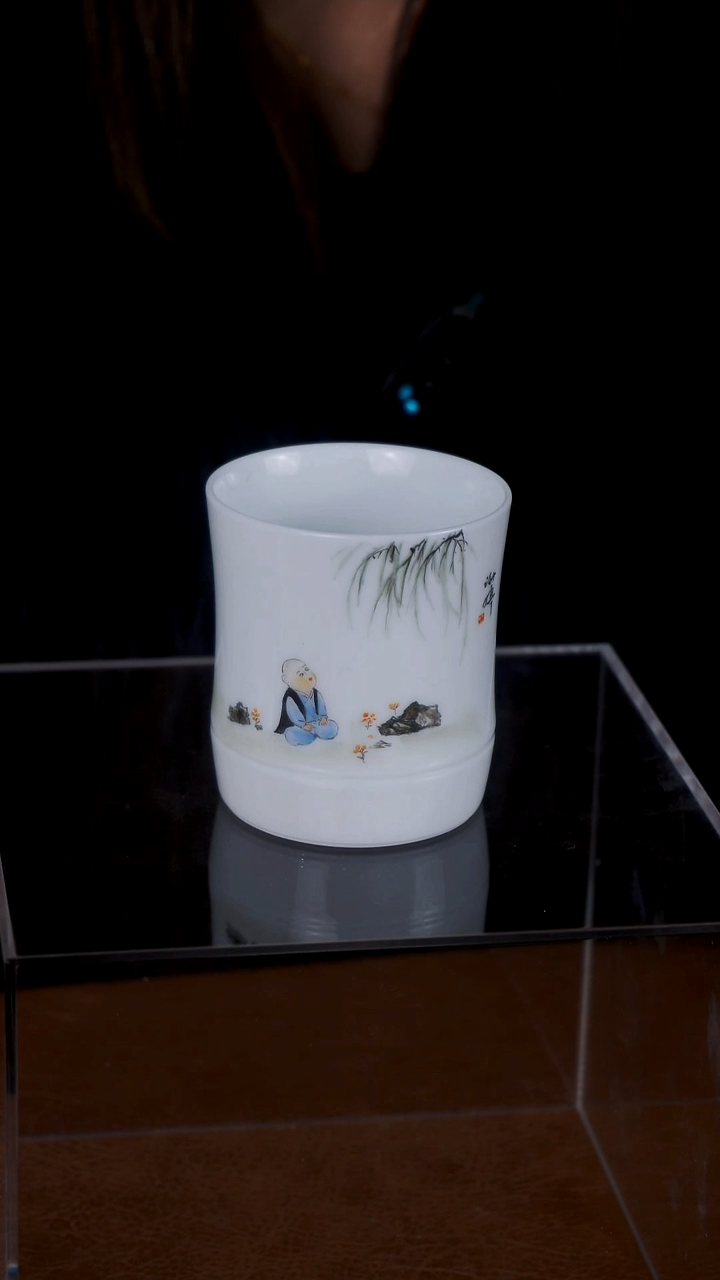 【闪购商品】手工手绘精品陶瓷摆件手工手绘精品陶瓷摆件