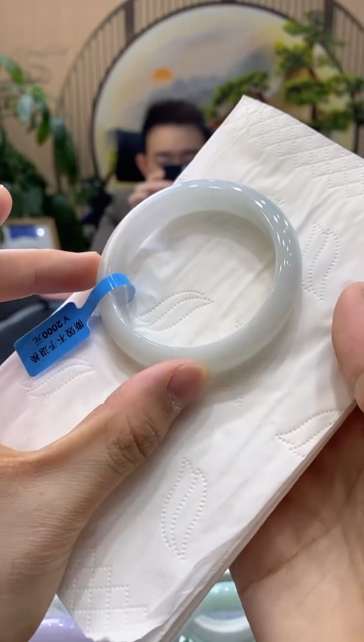 【闪购商品】翡翠手镯未镶嵌000002616