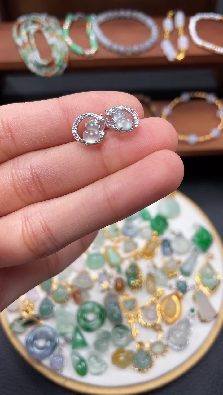 【闪购商品】翡翠耳钉18K金镶嵌2个  JK481