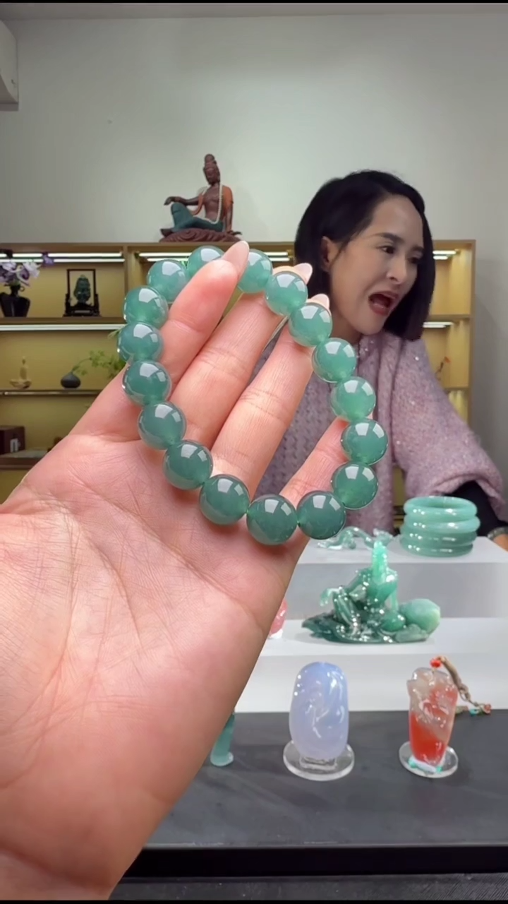 未镶嵌手串翡翠手串（多样性发其一）