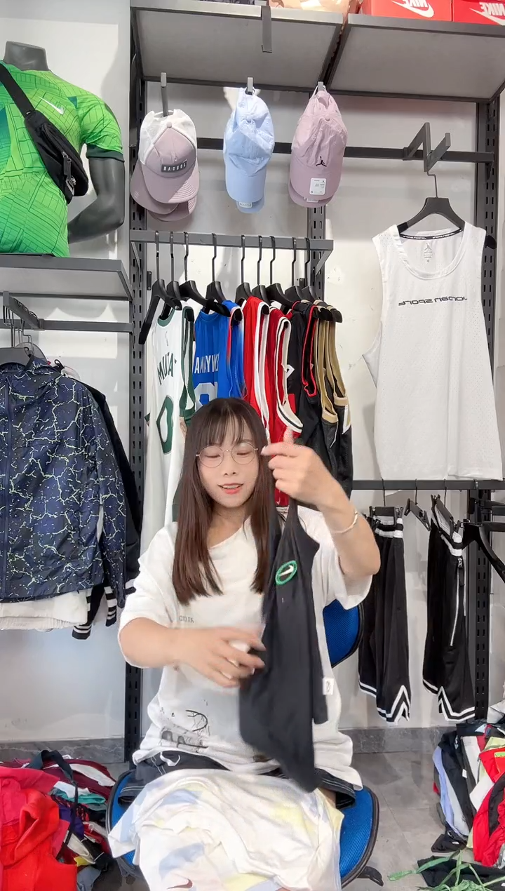 1217编码 瑕疵款以直播间过款为准 尺码