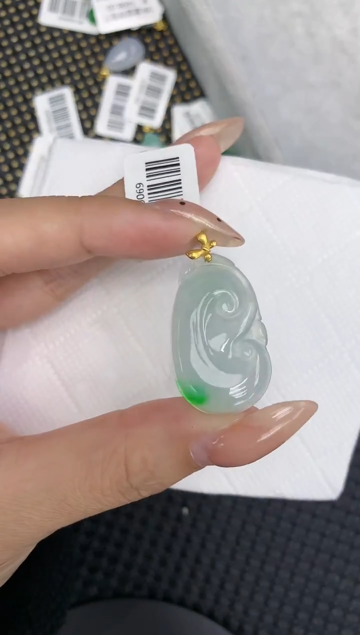 颈饰18K金镶嵌翡翠a货支持复检百元以上9元证书费自理