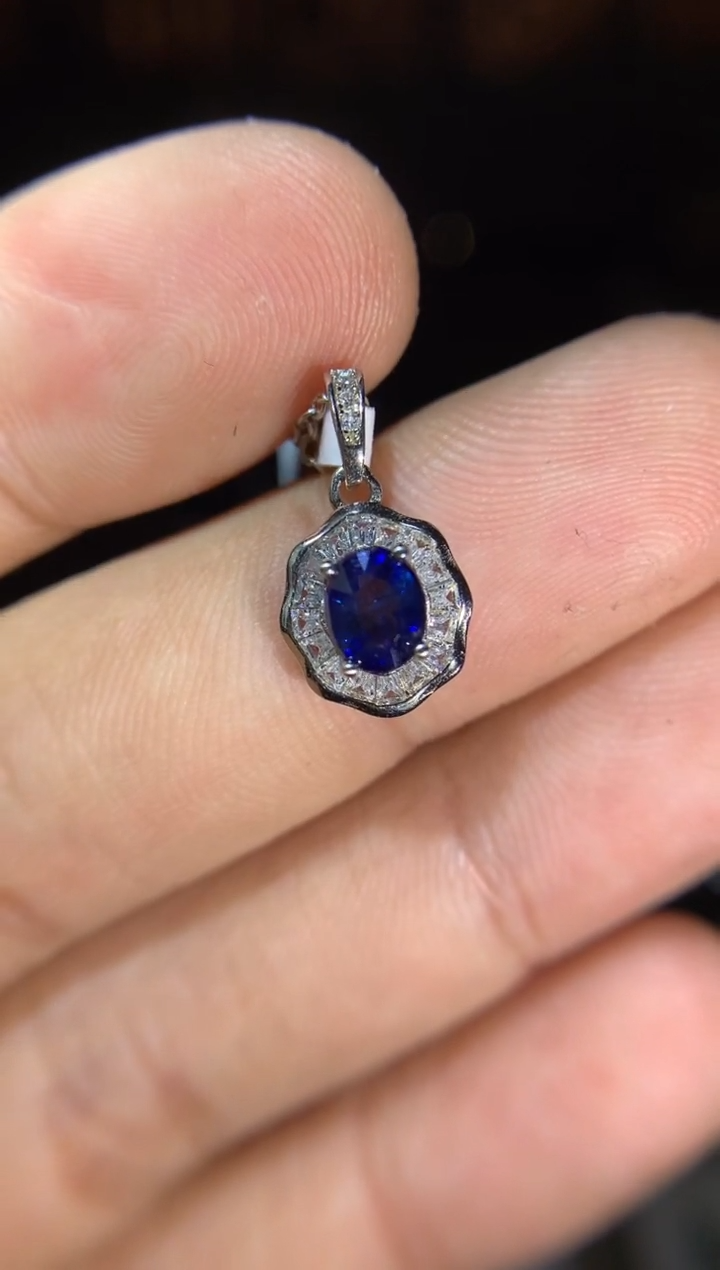 【闪购商品】蓝宝石吊坠银S925镶嵌天然