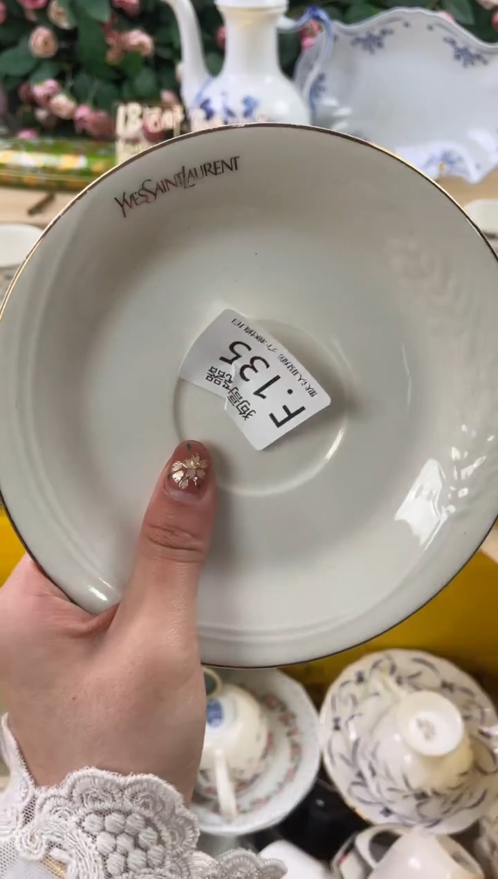 瓷片素**颜135狗哥瓷器直播间111