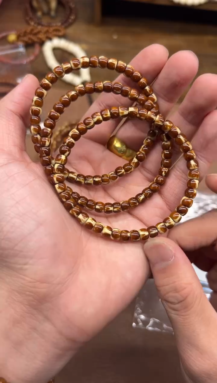 手串紫金鼠A948 5*6鼠尖花皮纯肉实心 直切