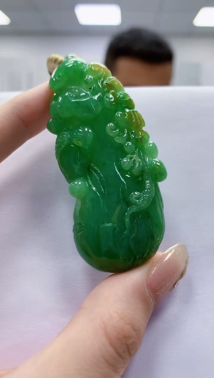 未镶嵌定制翡翠4898jw-毛货挂件109