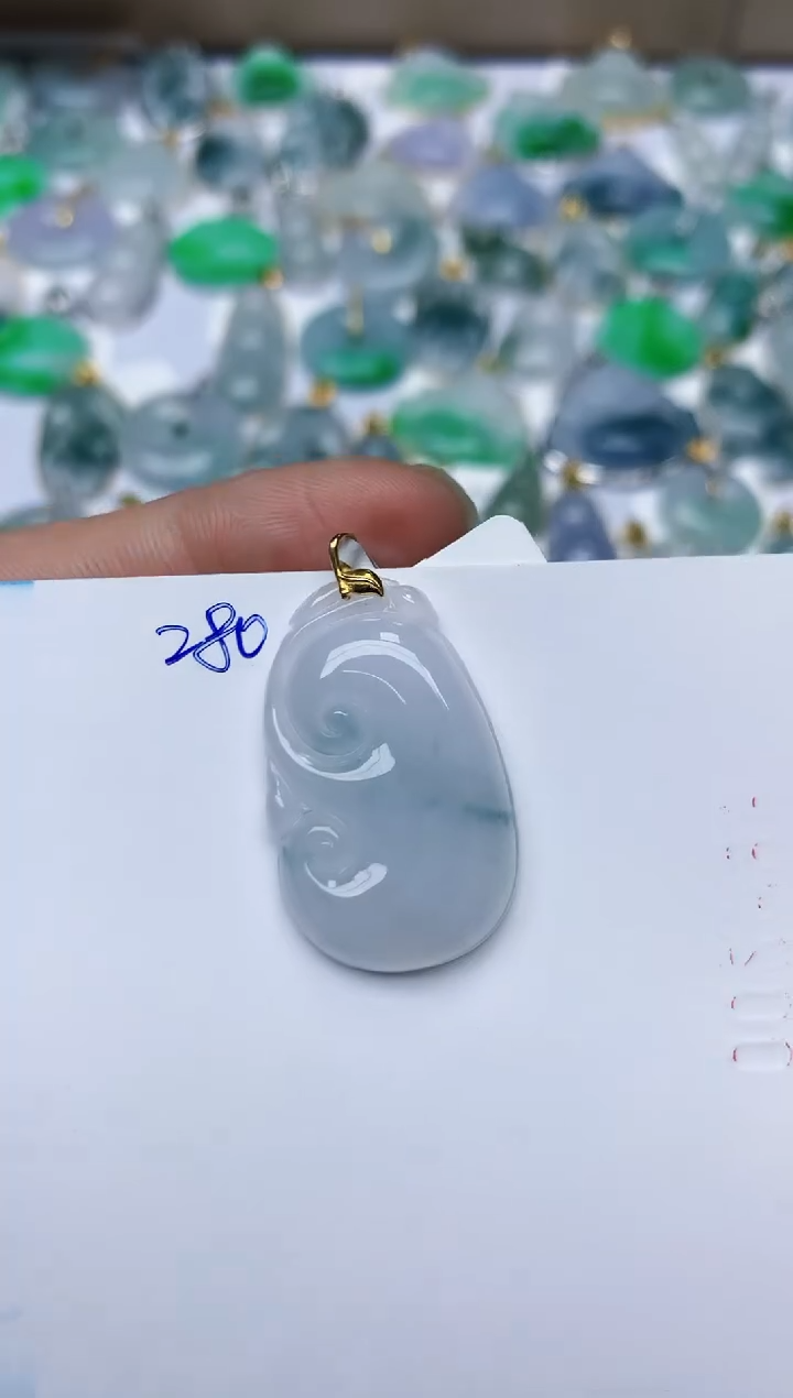 【闪购商品】翡翠颈饰18K金镶嵌天然翡翠A货  