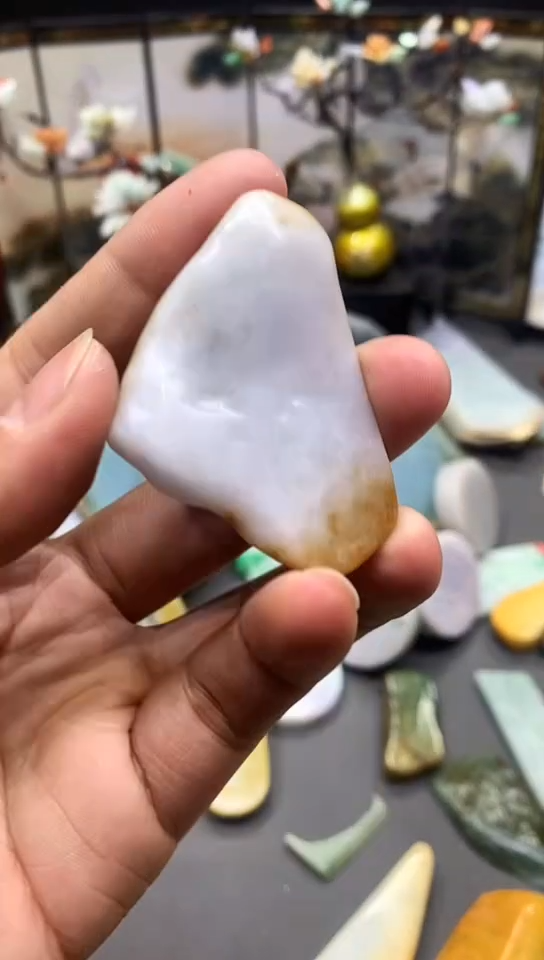 【闪购商品】翡翠耳饰未镶嵌天然翡翠A货