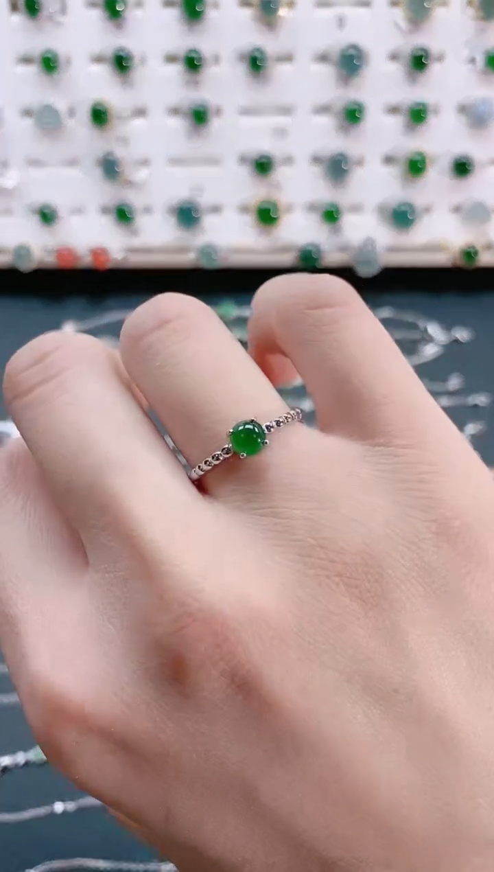 【闪购商品】翡翠戒指银S925镶嵌天然翡翠